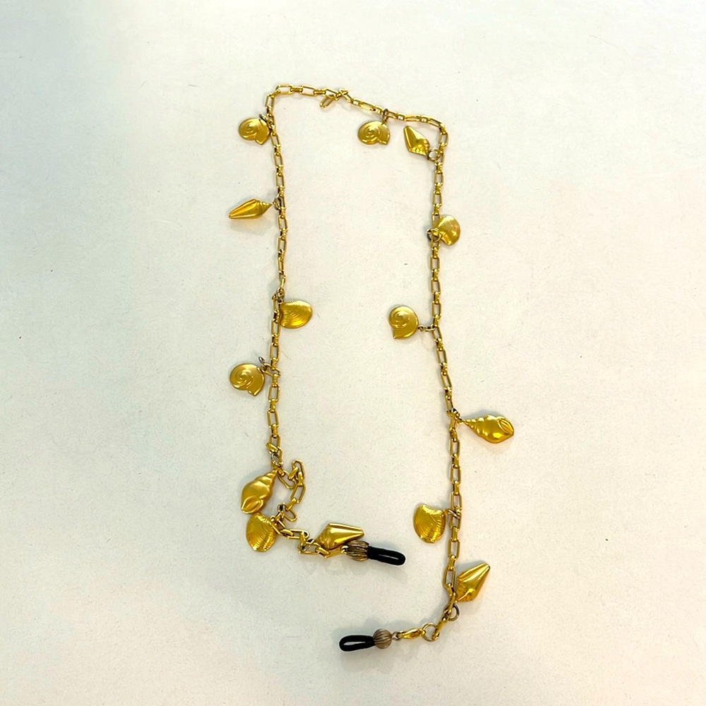 Vintage eye glass holder -Gold tone chain with different different shells